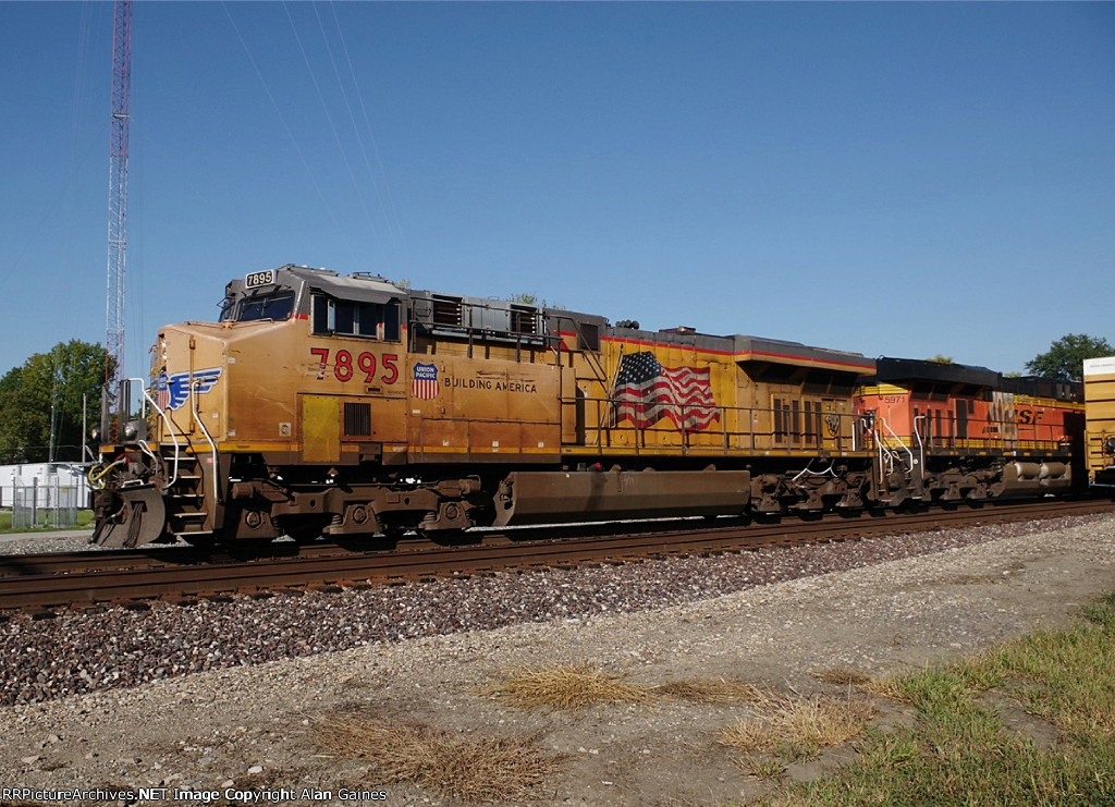UP 7895